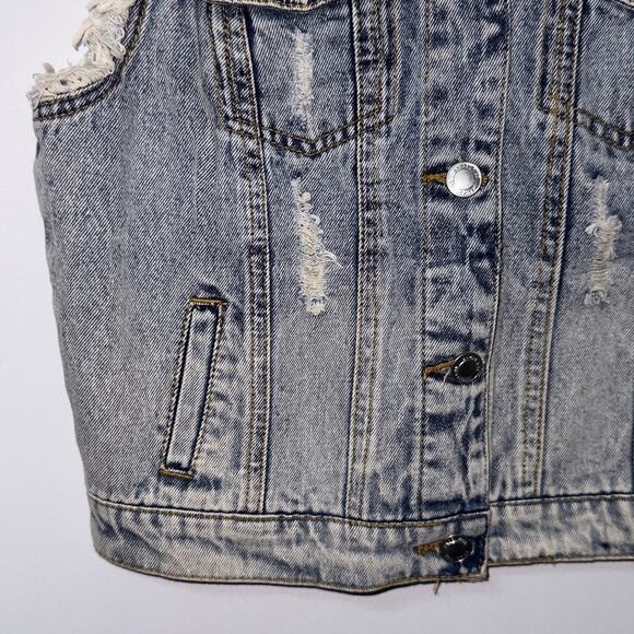 Angel Kiss Distressed Denim Frayed Armholes Jean Vest Womens size medium - Picture 5 of 10
